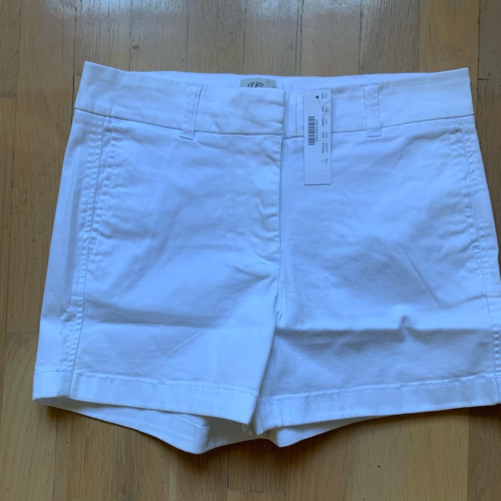 NWT J.Crew Women’s White Chino shorts 4inch